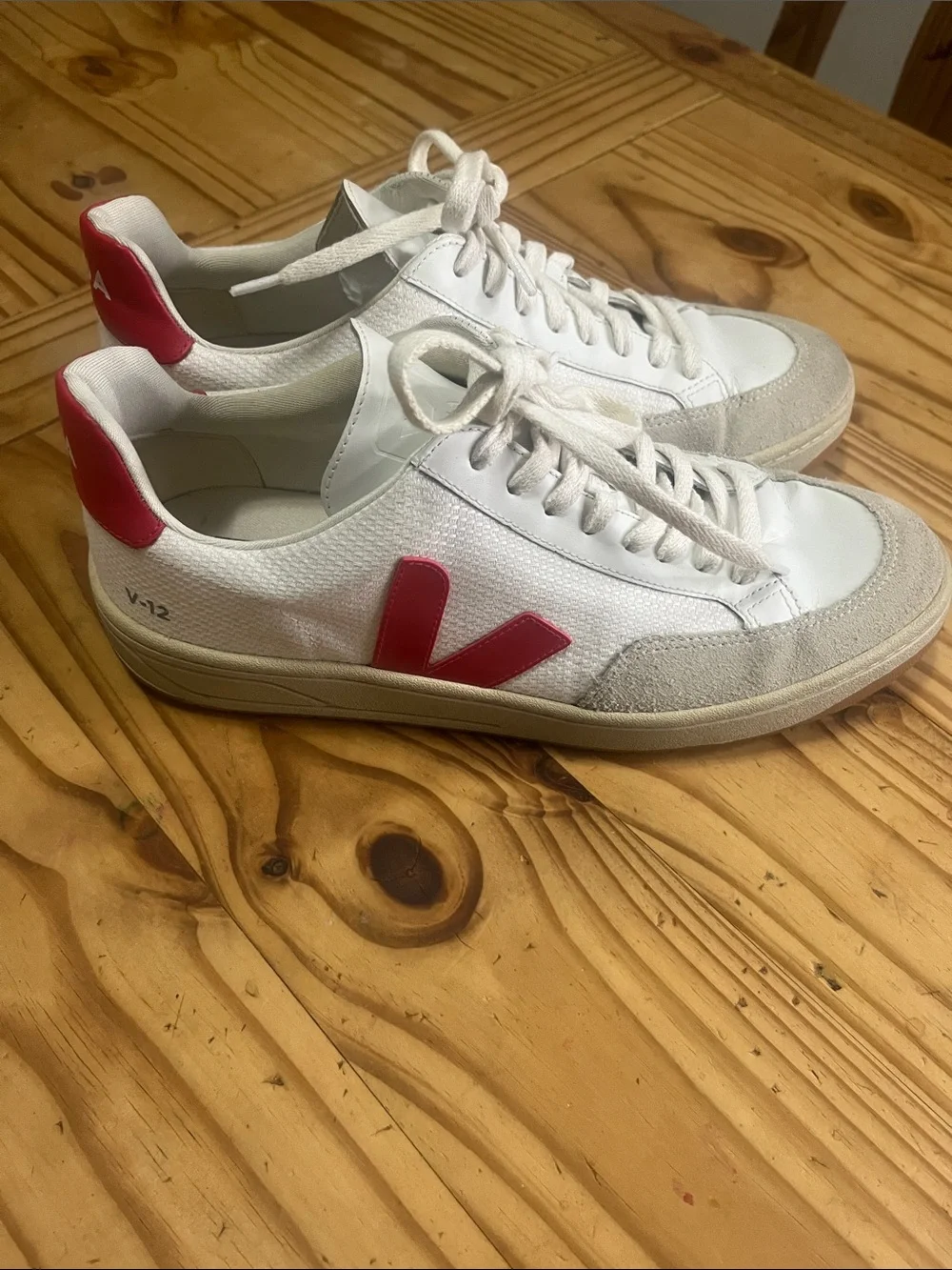 Veja V-12 Bmesh White/Pekin Sneakers with Red V Logo